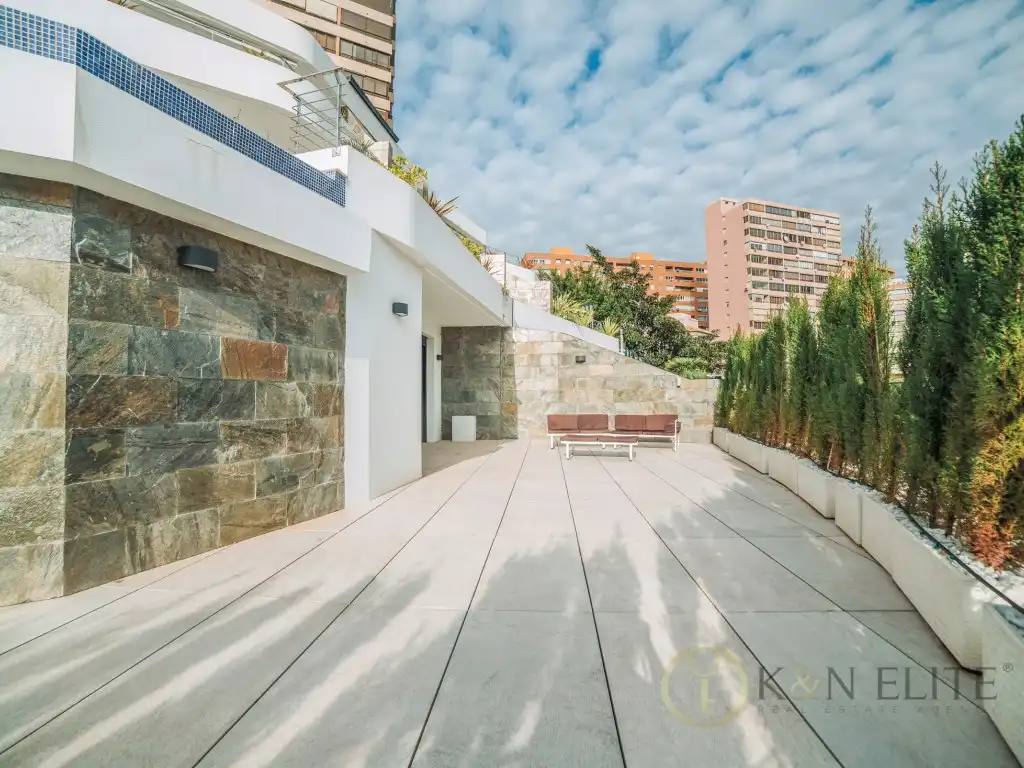 Terrassa de Dúplex en venda en Benidorm amb Aire condicionat i Piscina