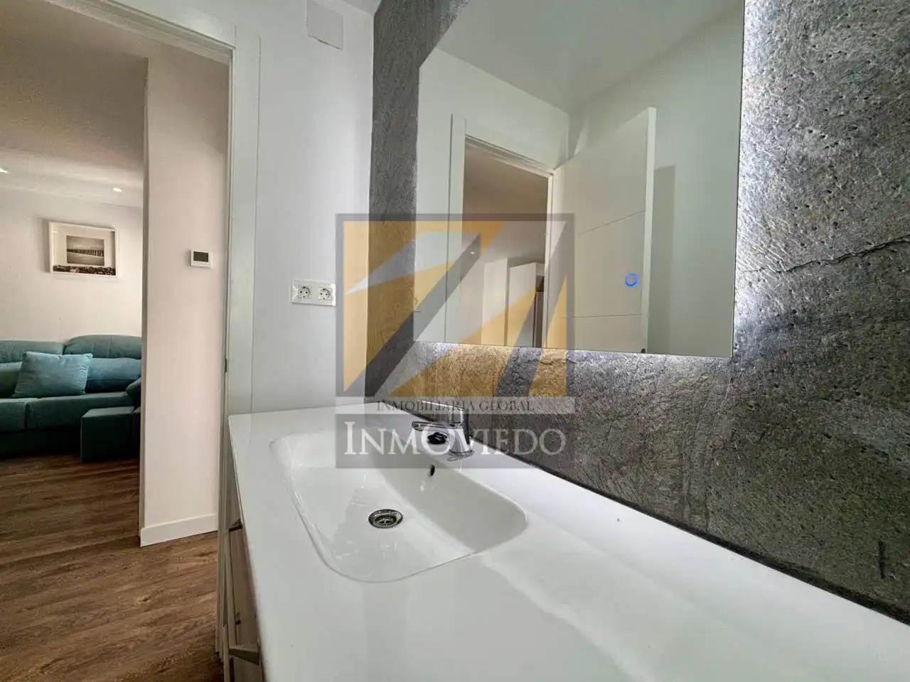 Piso en venta en Calle Ramón y Cajal, La Villa - Bazuelo