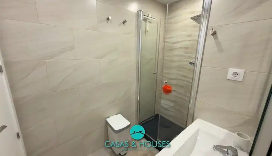 Bathroom of Apartments for sale in La Manga del Mar Menor  with Air Conditioner, Heating and Terrace