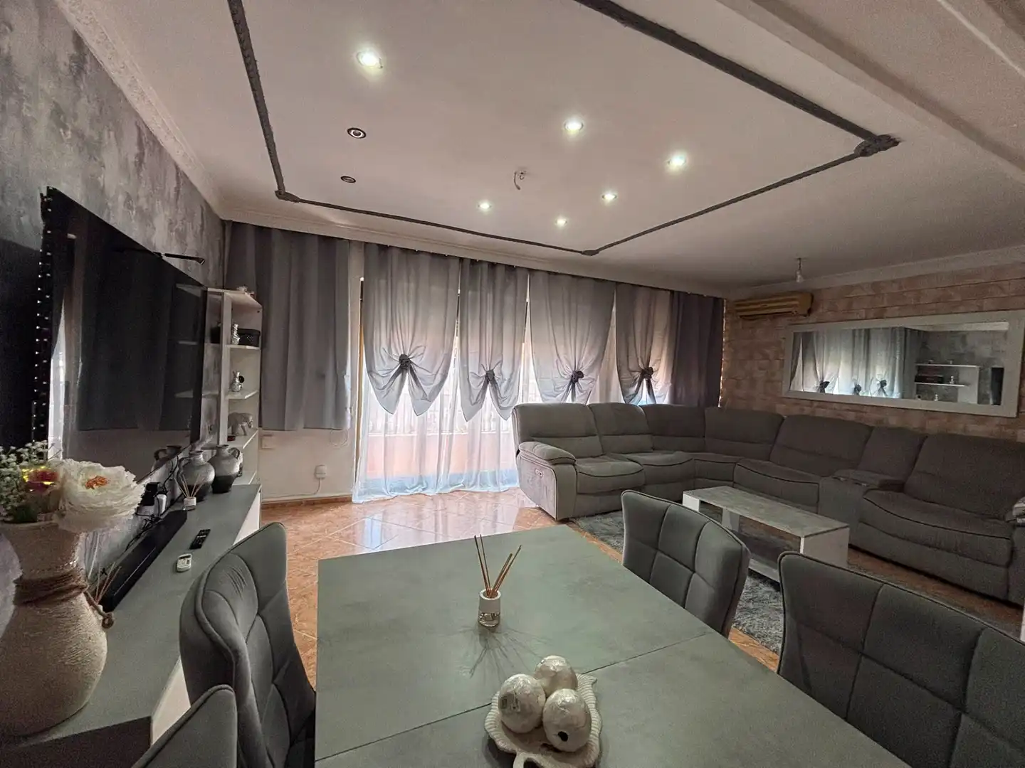 Sala de estar de Piso en venta en Burjassot con Aire acondicionado y Amueblado
