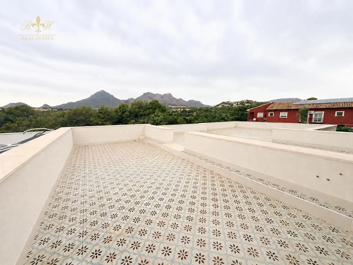 Terraza de Casa o chalet en venta en L'Alfàs del Pi con Jardín privado, Terraza y Piscina