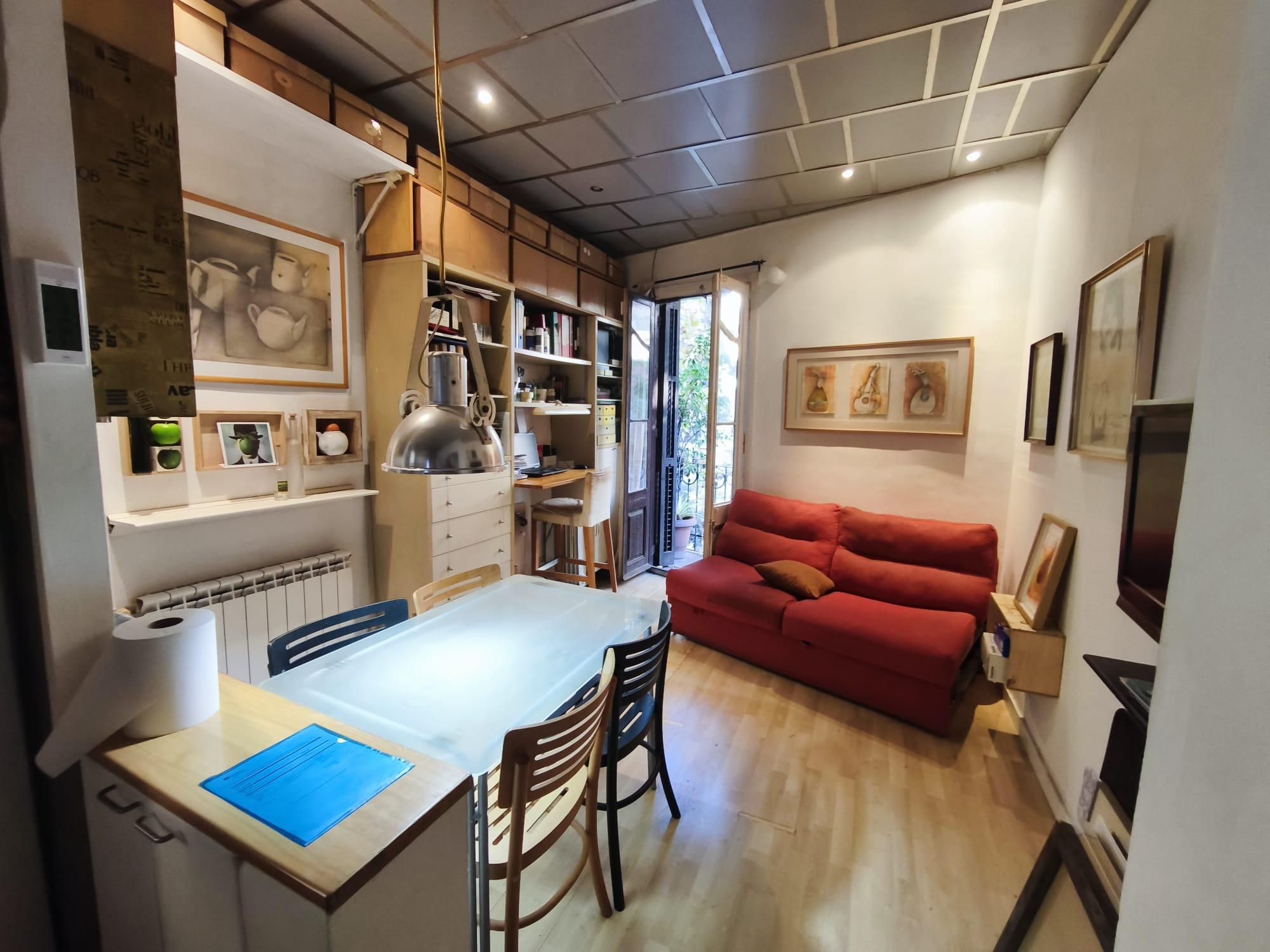 Living room of Flat for sale in  Barcelona Capital  with Heating and Balcony