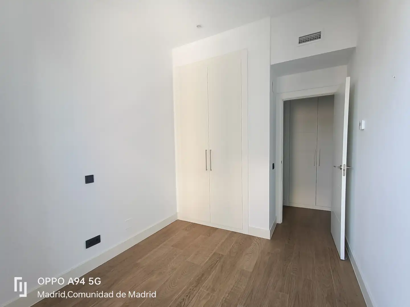 Habitación de Piso de alquiler en Madrid con Aire acondicionado, Calefacción y Horno