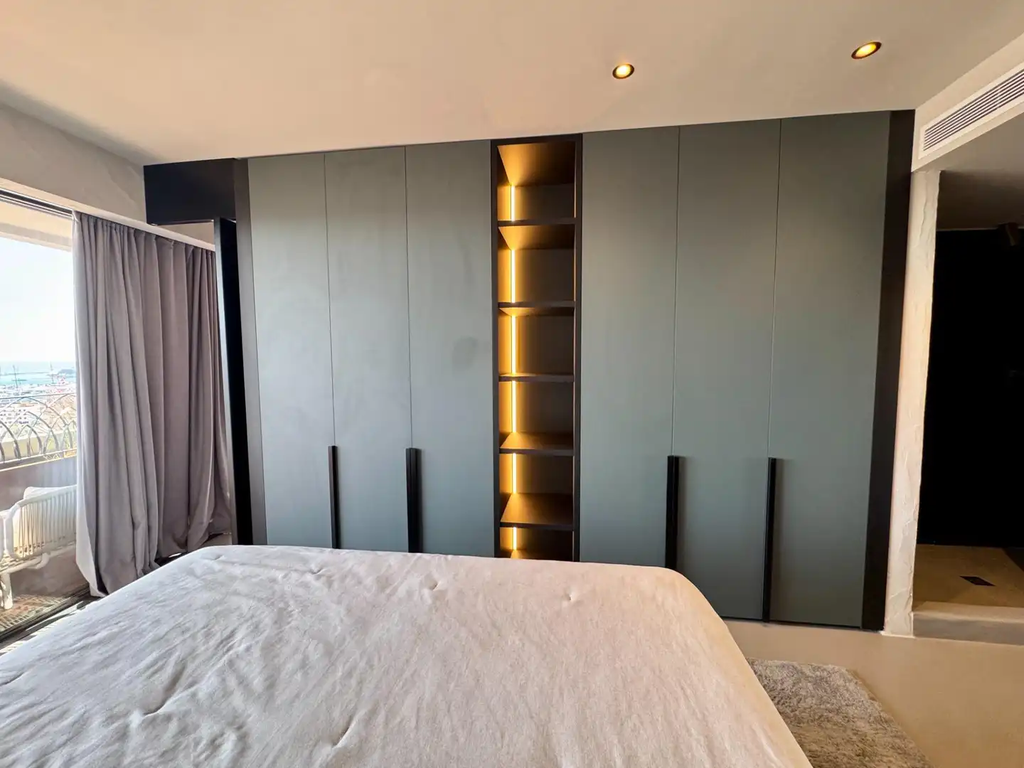 Bedroom of Flat for sale in  Palma de Mallorca  with Air Conditioner, Heating and Terrace