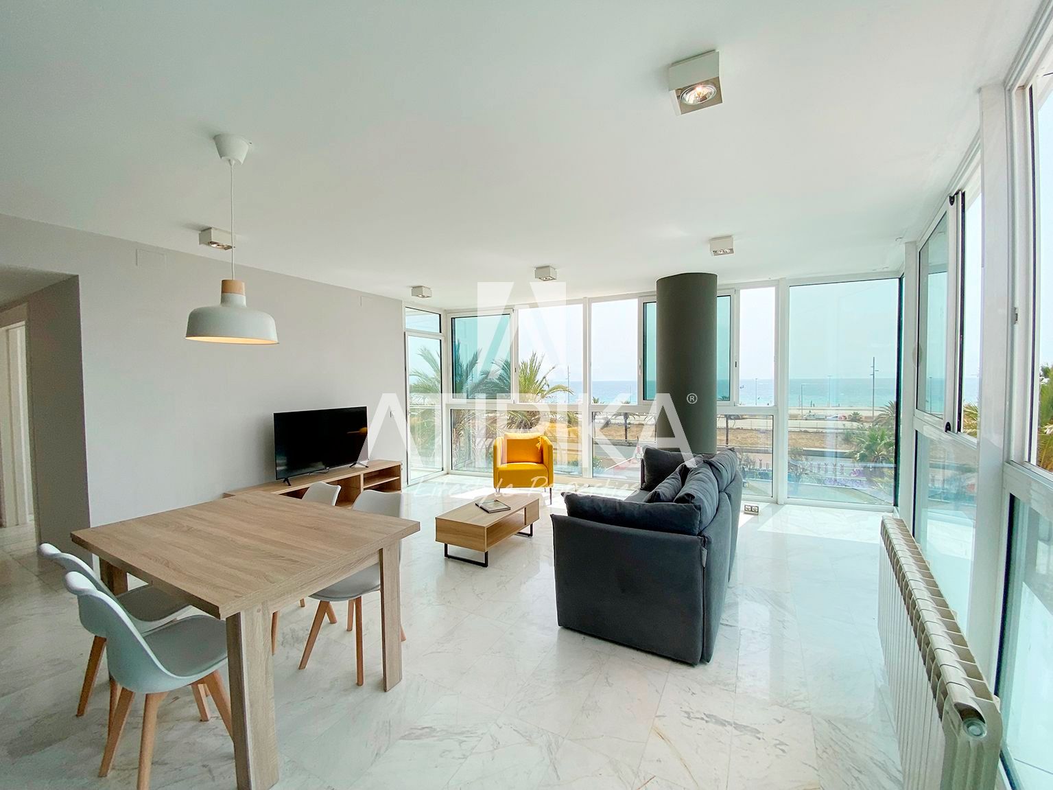 Living room of Flat to rent in  Barcelona Capital  with Air Conditioner, Heating and Terrace