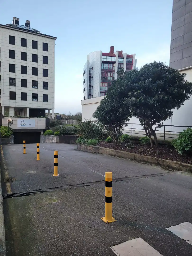Vista exterior de Garaje en venta en Castrillón