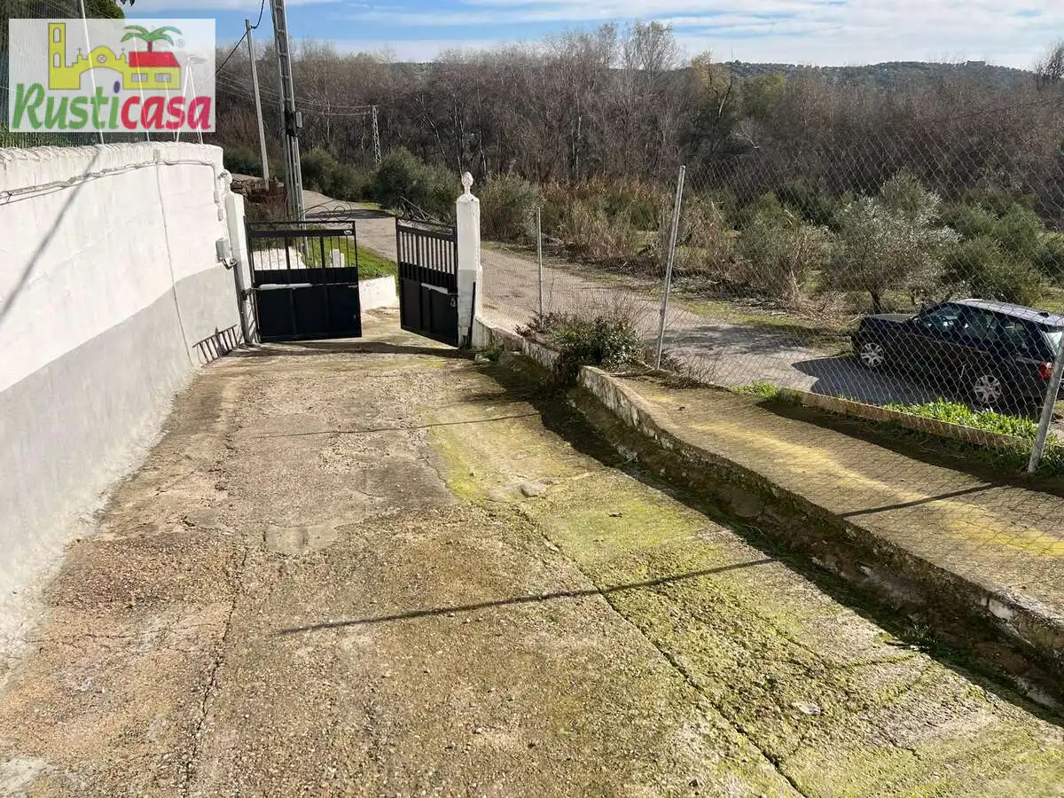 Vista exterior de Casa o chalet en venta en Espeluy con Aire acondicionado, Jardín privado y Terraza