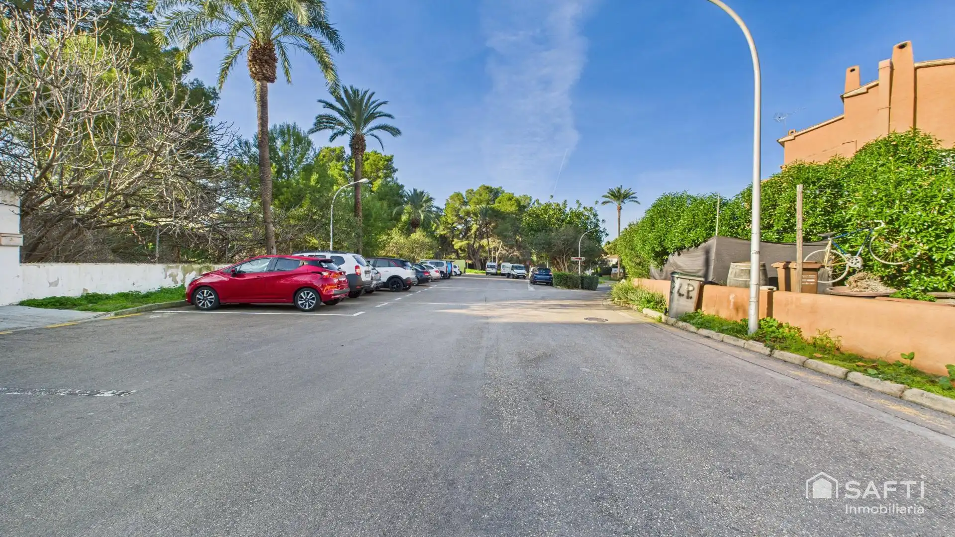 Vista exterior de Local en venda en Calvià amb Aire condicionat