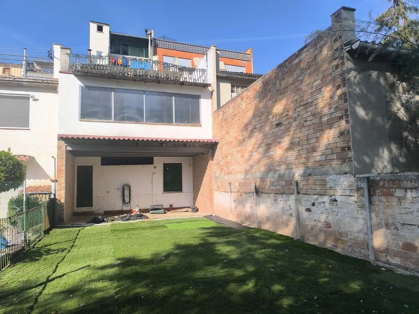 Exterior view of Houses for sale in Sallent  with Terrace, Storage room and Balcony
