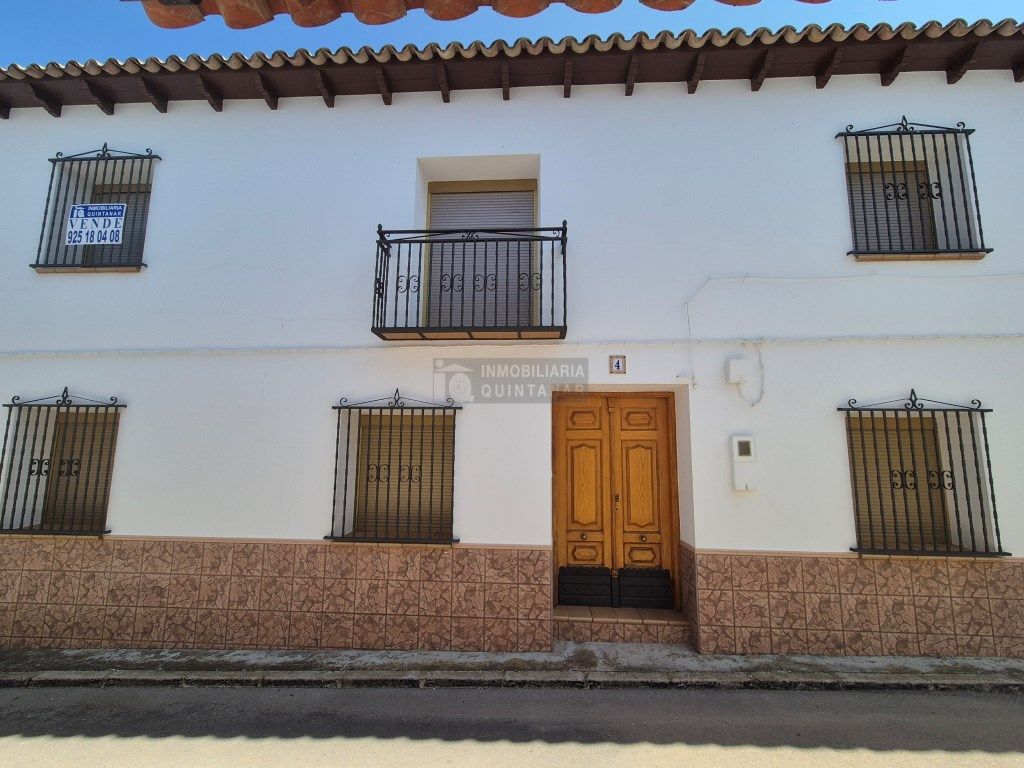 Vista exterior de Casa o xalet en venda en Santa María de los Llanos