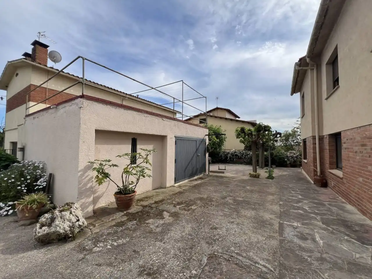 Vista exterior de Casa o xalet en venda en L'Ametlla del Vallès amb Calefacció, Jardí privat i Terrassa