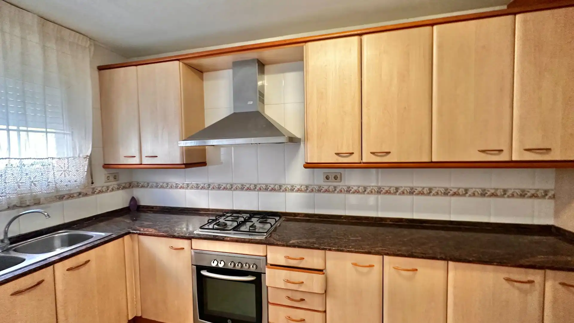 Kitchen of Detached homes for sale in Cambrils  with Heating, Private garden and Storage room