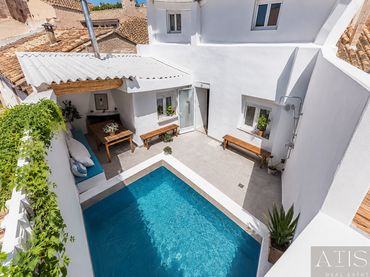 Villa con balcone in vendita a Sant Josep