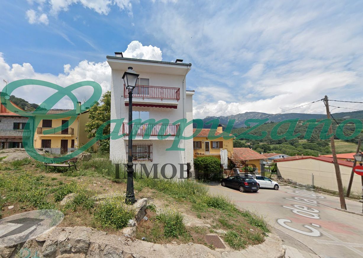 Exterior view of Flat for sale in Cercedilla  with Heating and Alarm