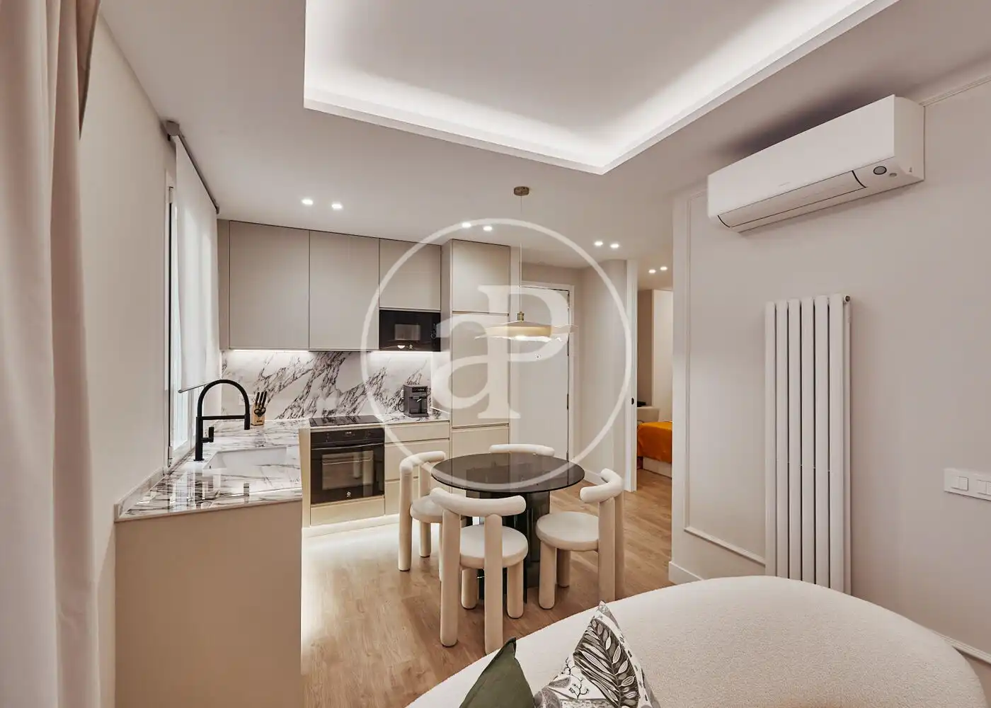 Cocina de Piso en venta en Madrid con Calefacción y Amueblado
