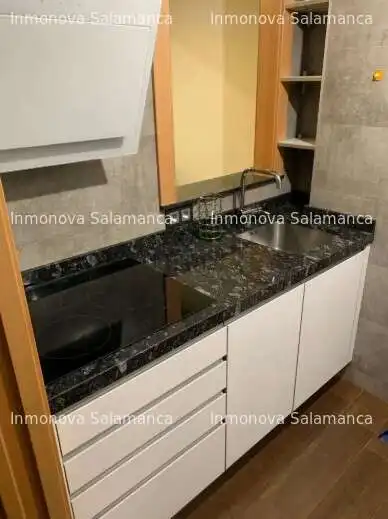 Cocina de Dúplex de alquiler en Salamanca con Calefacción y Amueblado