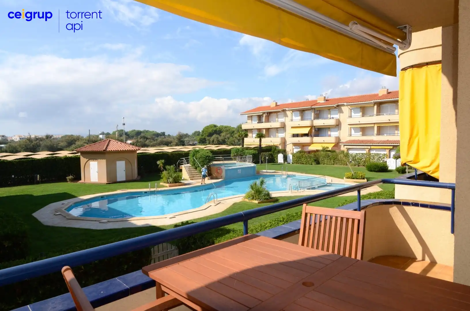 Swimming pool of Flat for sale in L'Estartit  with Terrace, Swimming Pool and Furnished