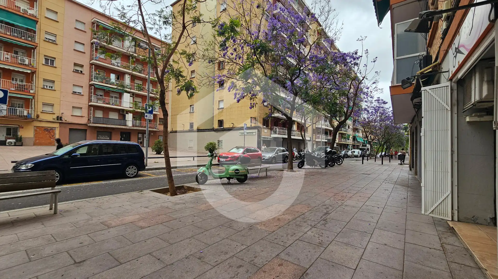Vista exterior de Local en venta en Barcelona