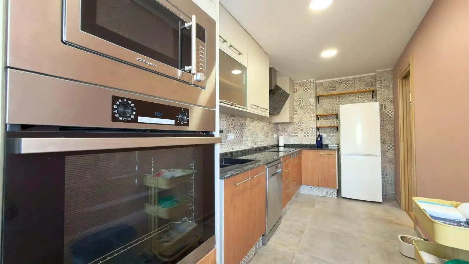 Küche von Wohnung zum Verkauf in Villajoyosa / La Vila Joiosa mit Klimaanlage, Heizung und Terrasse