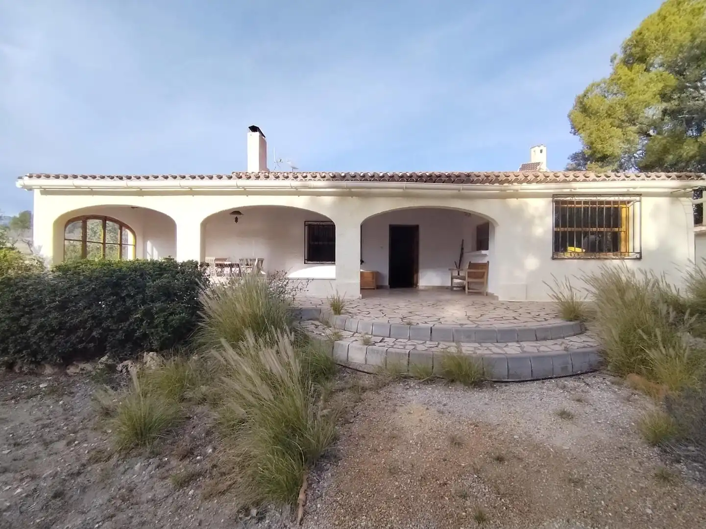 Vista exterior de Finca rústica en venda en Relleu amb Aire condicionat, Jardí privat i Terrassa