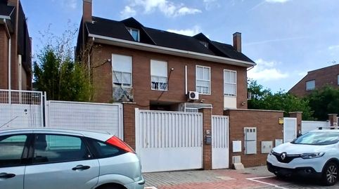 Foto 3 de Piso en venta en Geminis, Parla Este, Parla