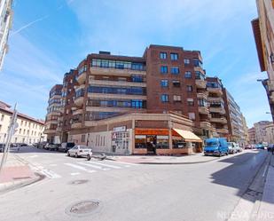 Vista exterior de Pis en venda en Burgos Capital amb Terrassa i Traster