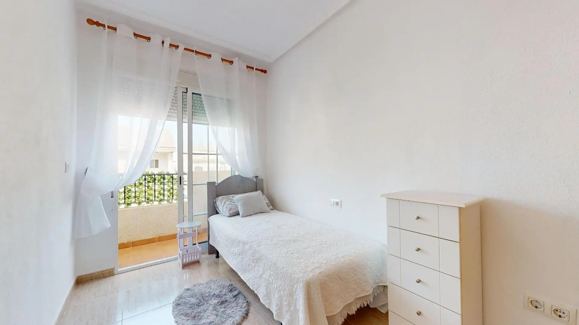 Habitación de Casa adosada en venta en San Pedro del Pinatar con Aire acondicionado, Terraza y Trastero