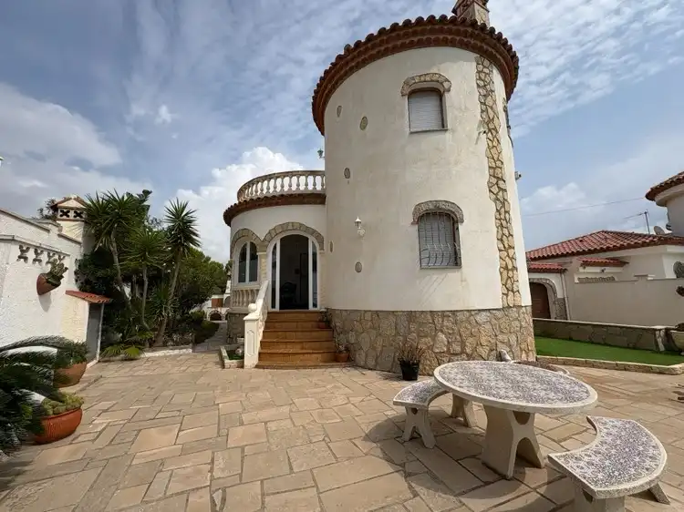 Villa con giardino in vendita a Miami Platja, imagen 7