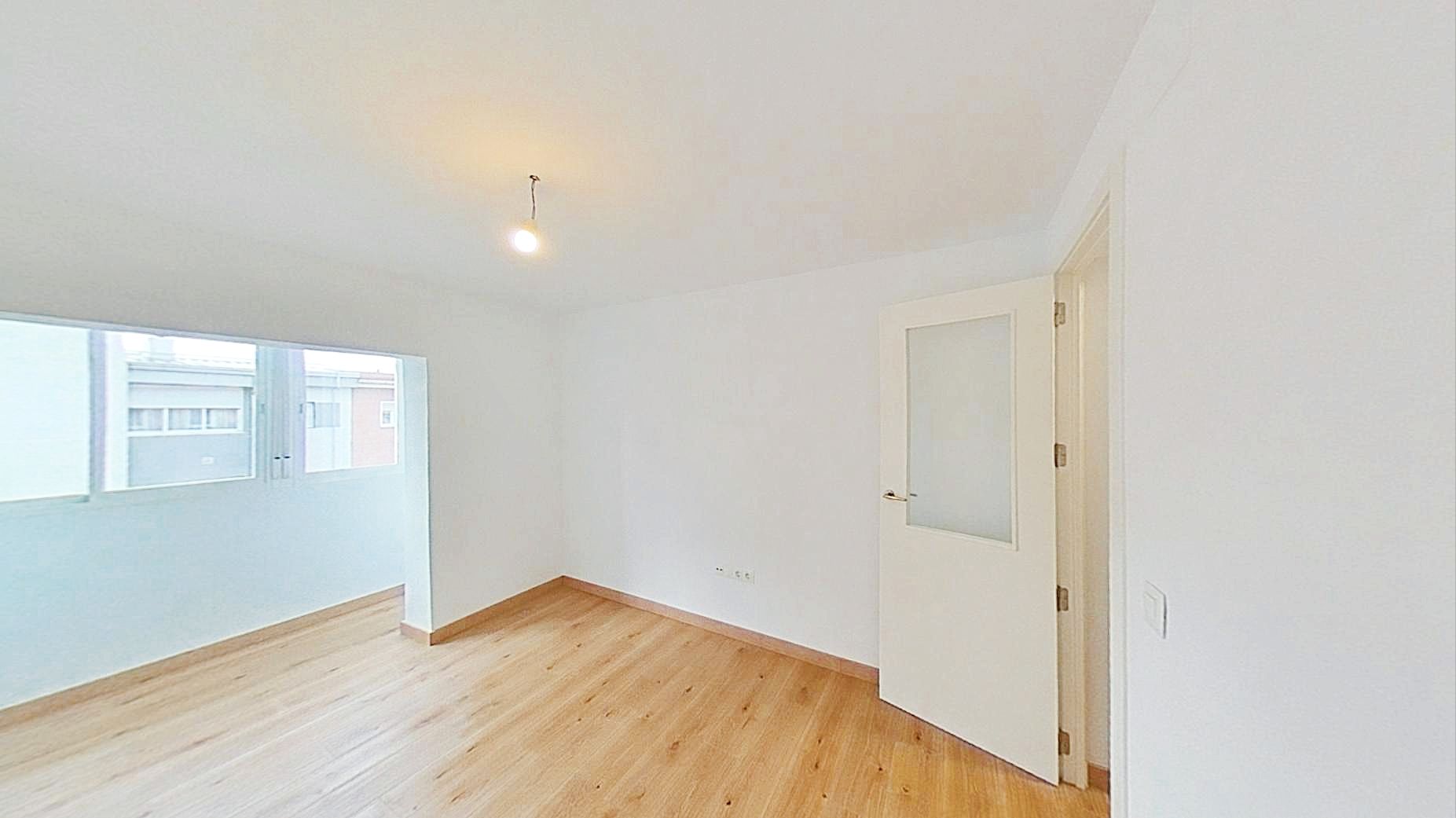 Bedroom of Flat to rent in  Madrid Capital  with Heating, Terrace and Oven