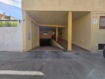 Appartamento in vendita a Calle  CALDERON 7