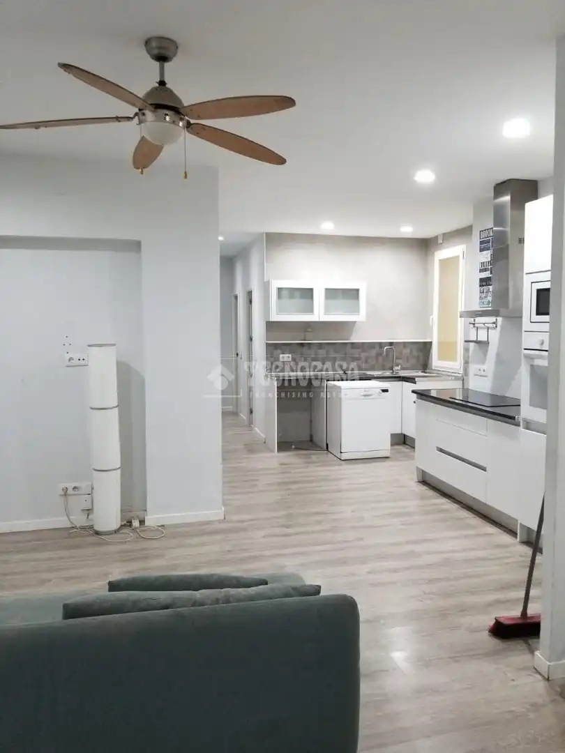 Cocina de Piso en venta en Madrid con Calefacción