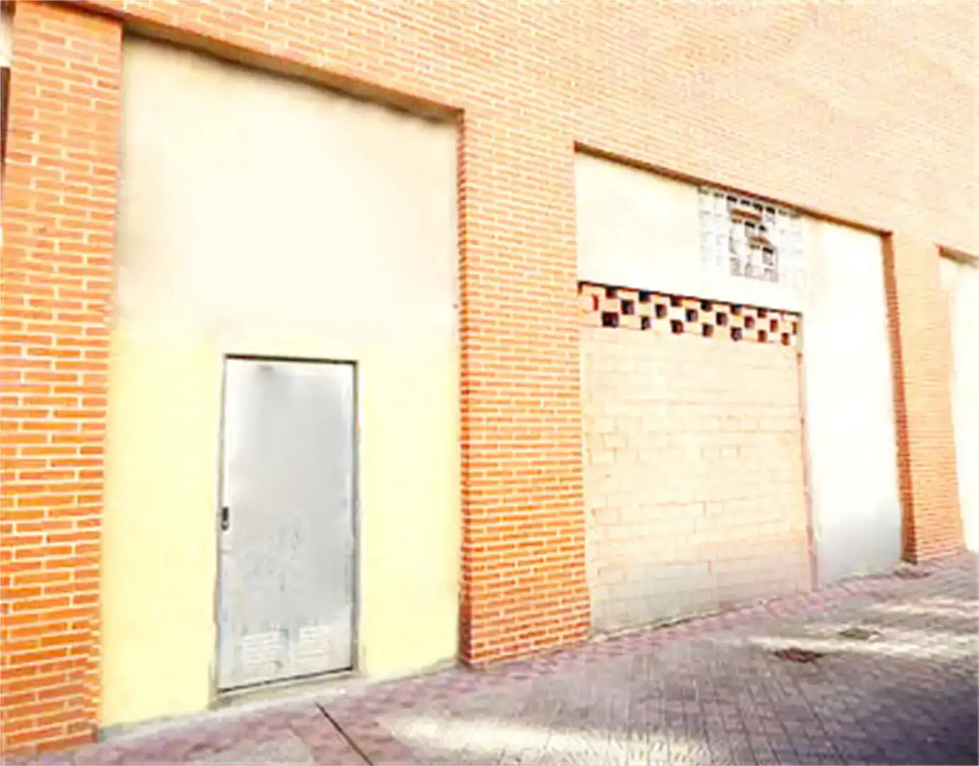 Vista exterior de Local de lloguer en Buztintxuri
