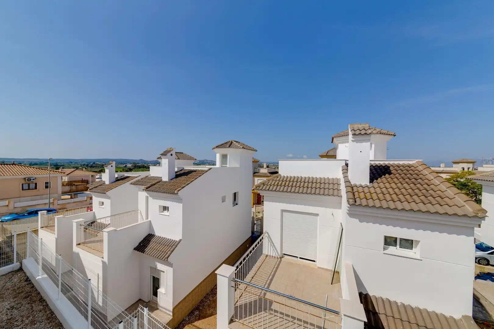 Vista exterior de Casa adosada en venta en San Fulgencio con Jardín privado, Terraza y Piscina comunitaria