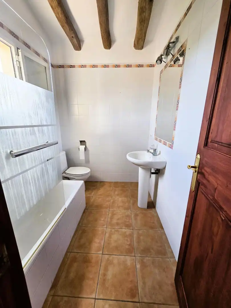 Bany de Casa o xalet en venda en Calvià amb Calefacció, Jardí privat i Terrassa
