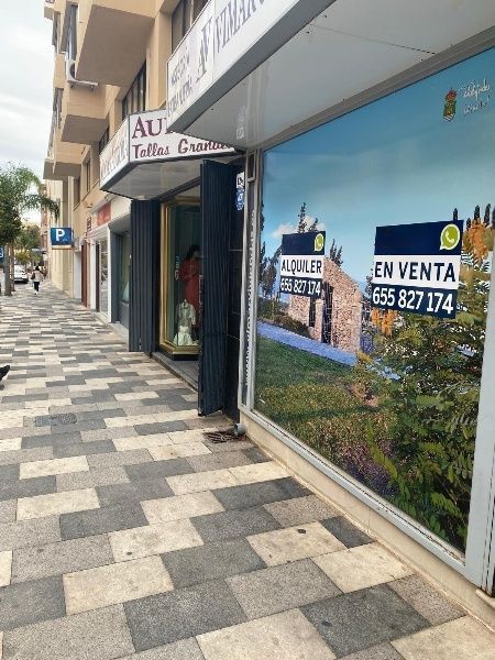 Local en venta en El Ejido con Aire acondicionado