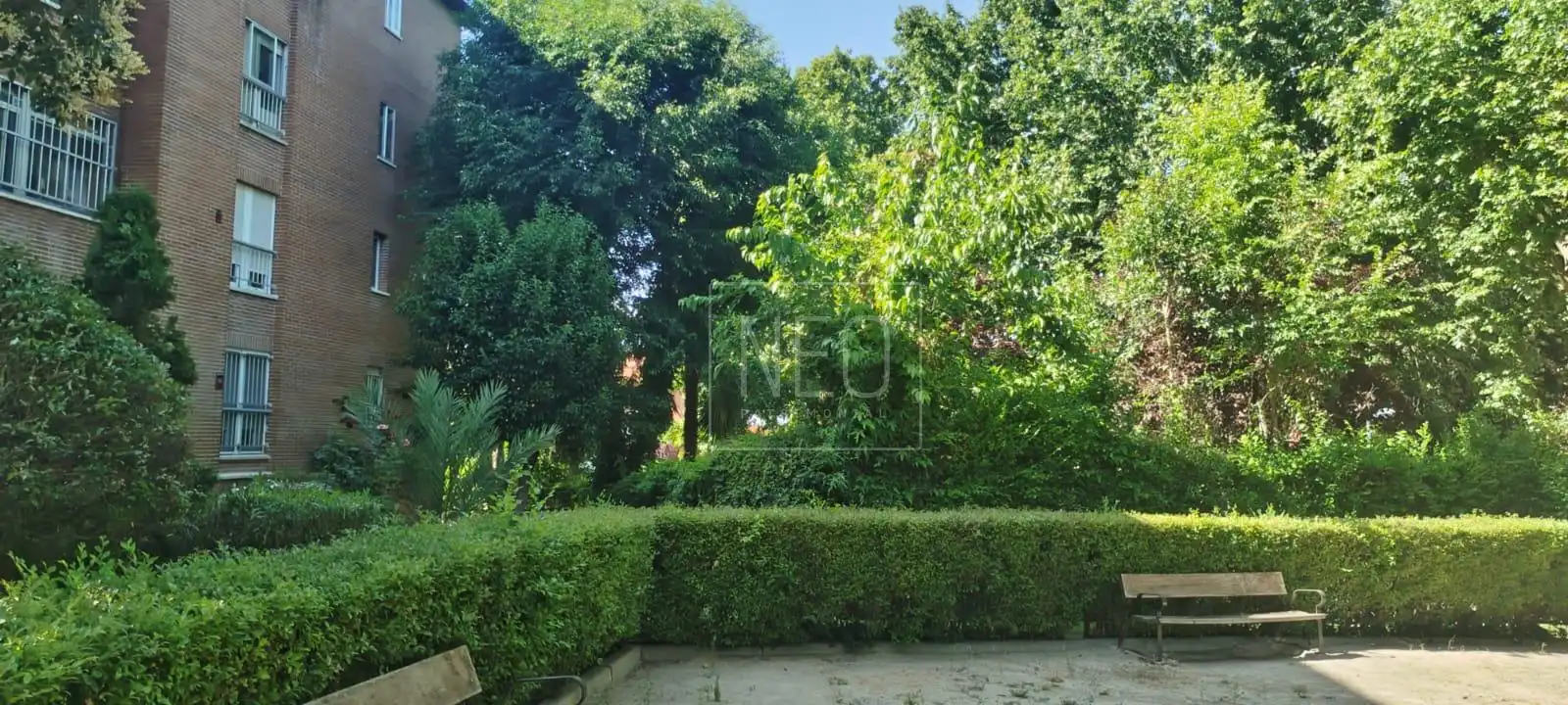 Planta baixa en venda en San Sebastián de los Reyes amb Calefacció, Parquet i Terrassa