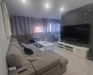 Living room of Flat for sale in Sant Adrià de Besòs  with Balcony