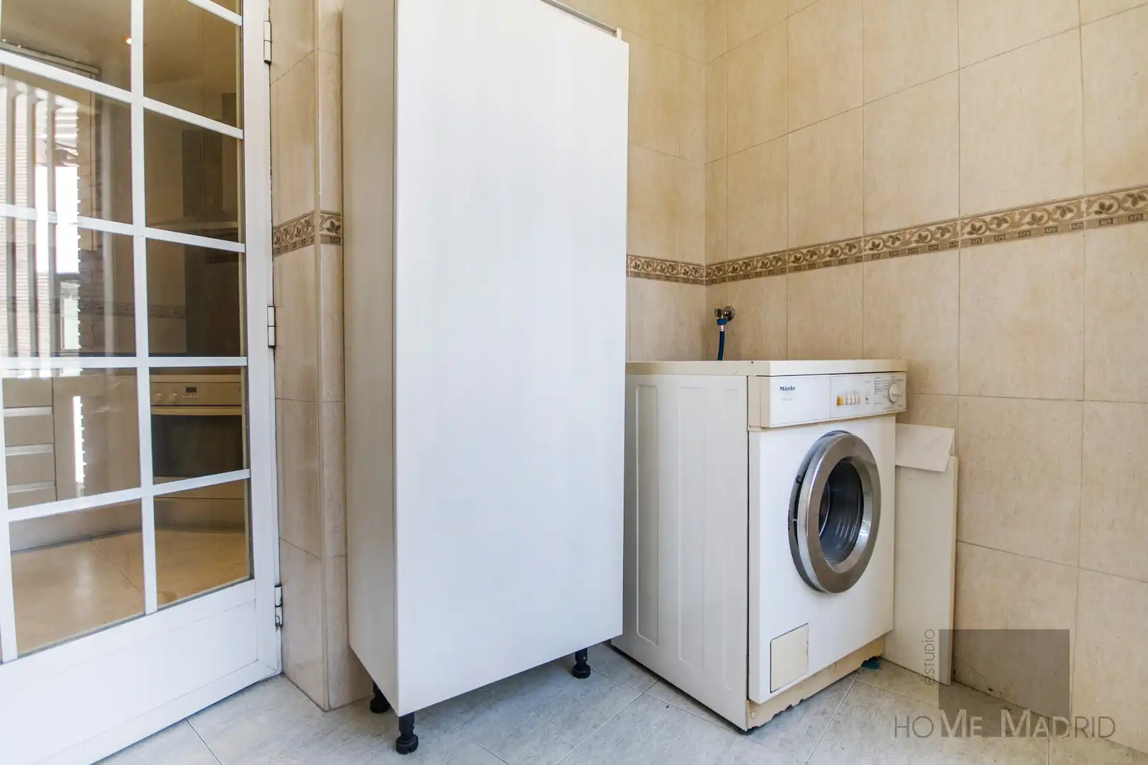 Kitchen of Flat for sale in Madrid  with Air Conditioner, Heating and Parquet flooring