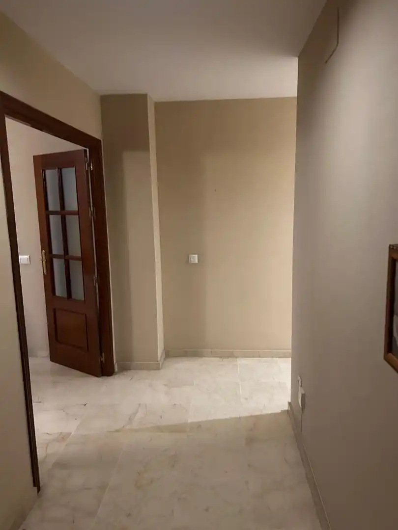 Wohnung zur Miete in Dos Hermanas mit Klimaanlage und Möbliert