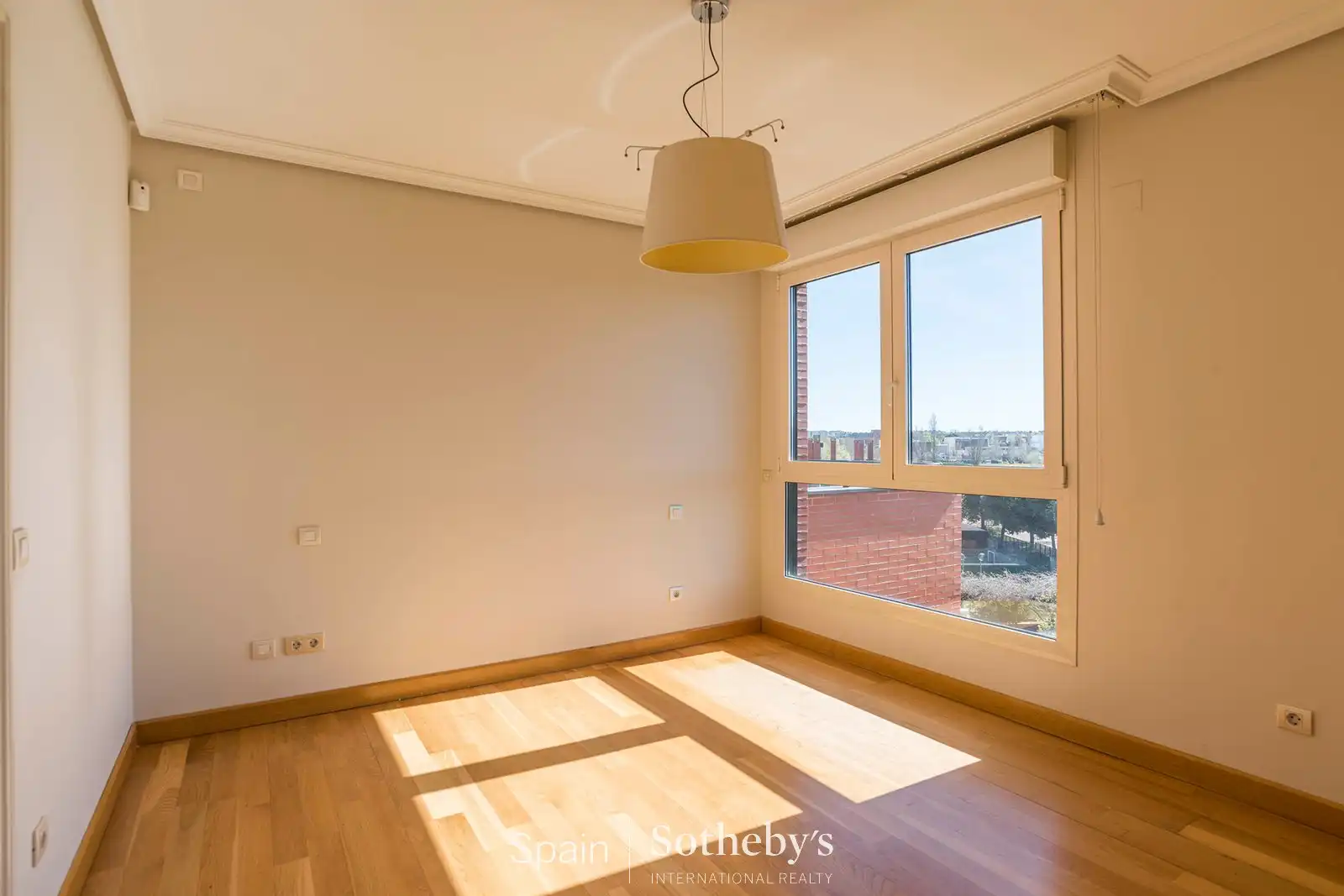 Habitación de Dúplex en venta en Pozuelo de Alarcón con Aire acondicionado, Calefacción y Terraza