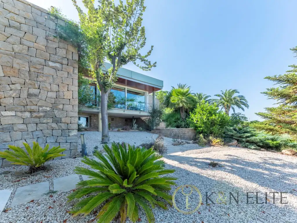 Exterior view of Houses for sale in Petrer  with Private garden and Swimming Pool