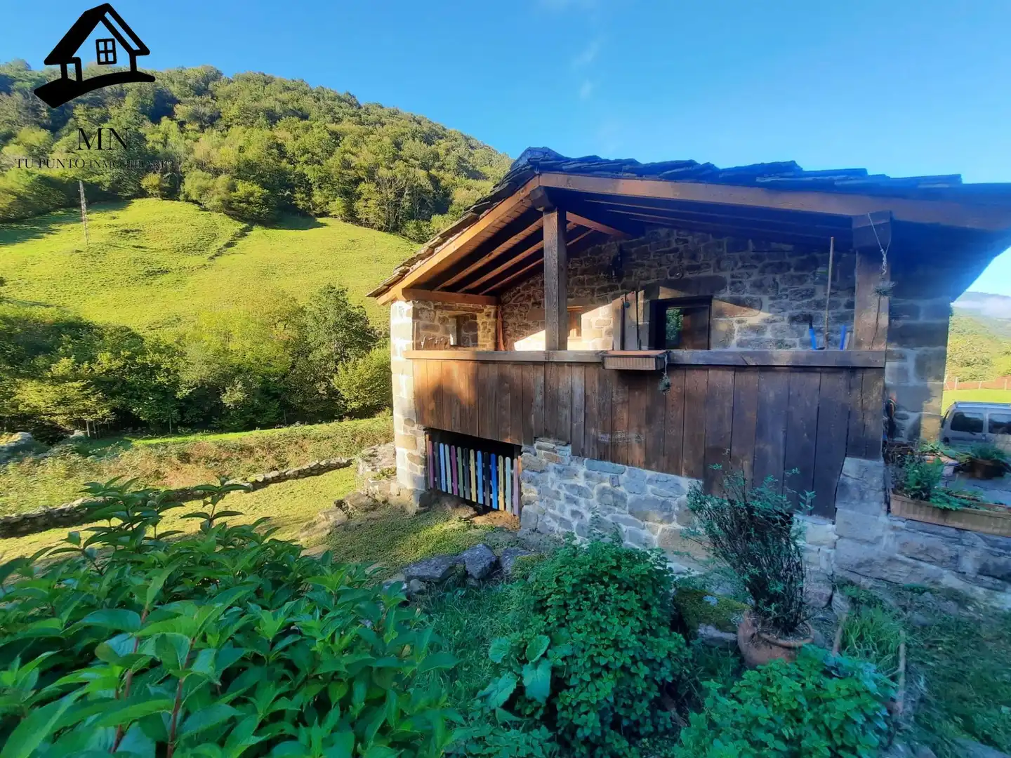 Casa rústica en venda a Vega de Pas