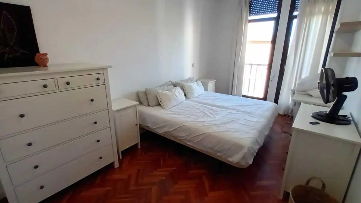 Schlafzimmer von Wohnung mieten mit Kaufoption in Centro