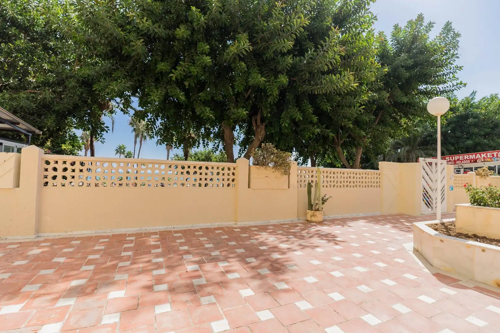 Apartament amb piscina en venda a Calle de Salvador Allende, imagen 48