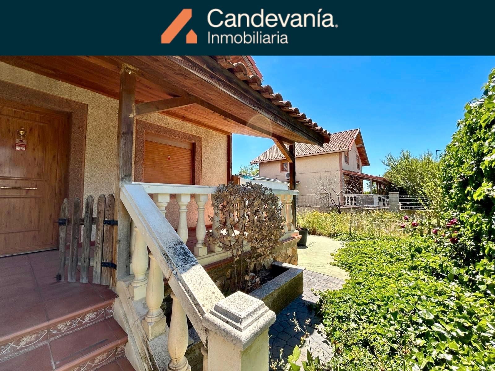 Exterior view of House or chalet for sale in San Mateo de Gállego  with Air Conditioner, Heating and Private garden