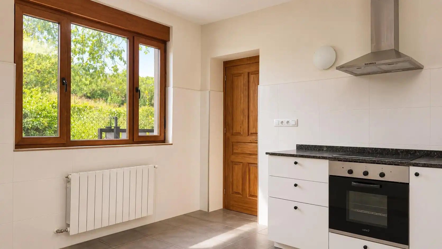 Cocina de Casa o chalet en venta en Ruiloba con Calefacción, Jardín privado y Balcón
