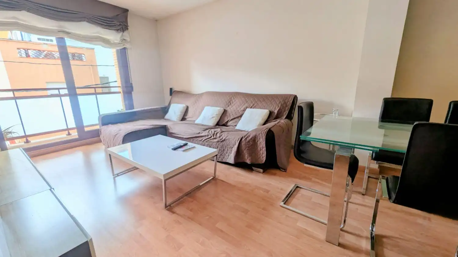 Sala d'estar de Pis en venda en Castellón de la Plana / Castelló de la Plana amb Aire condicionat, Terrassa i Traster