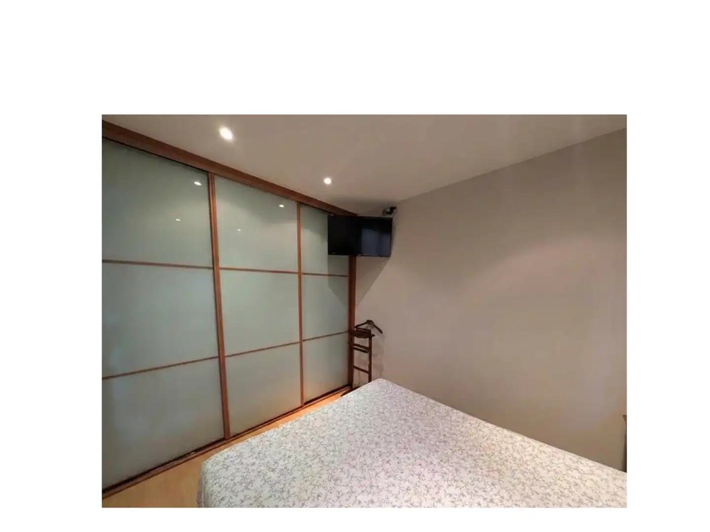 Schlafzimmer von Wohnung zum Verkauf in Sant Joan Despí mit Klimaanlage, Heizung und Parkett