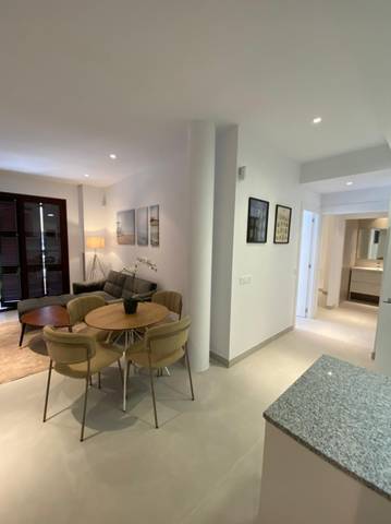 Piso en Alquiler en Carrer de la Reina Amàlia, 11 en El Raval