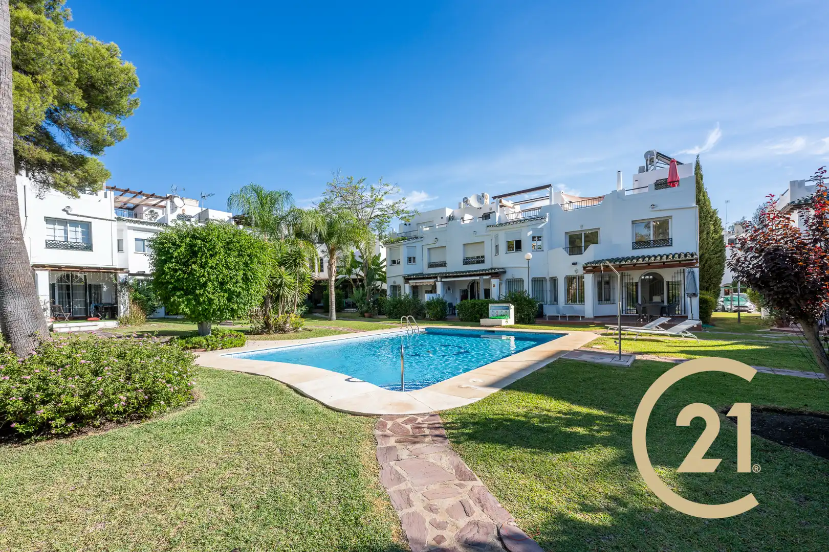 Jardín de Casa adosada en venta en Marbella con Aire acondicionado, Terraza y Piscina comunitaria